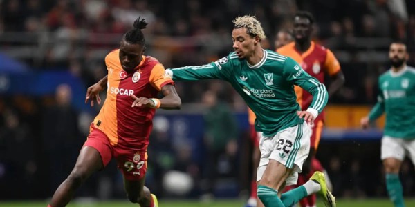 星空体育下载-利物浦0-1折戟魔鬼主场！斯洛特百场成笑话！安菲尔德能翻盘？|加拉塔萨雷|本菲卡足球俱乐部|安菲尔德球场|科纳特|欧冠_新浪体育_新浪新闻