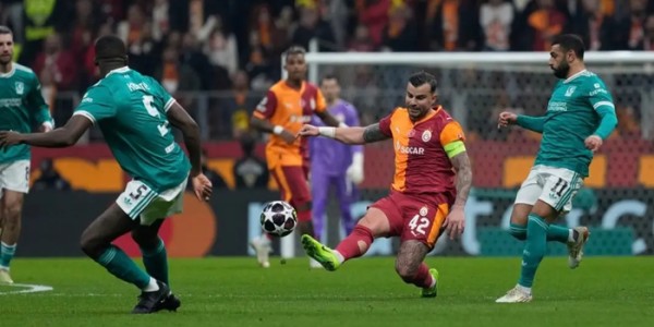 星空体育下载-利物浦0-1折戟魔鬼主场！斯洛特百场成笑话！安菲尔德能翻盘？|加拉塔萨雷|本菲卡足球俱乐部|安菲尔德球场|科纳特|欧冠_新浪体育_新浪新闻