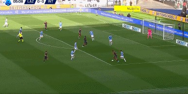 半场：国米2-0拉齐奥，劳塔罗传射建功，苏契奇远射破门